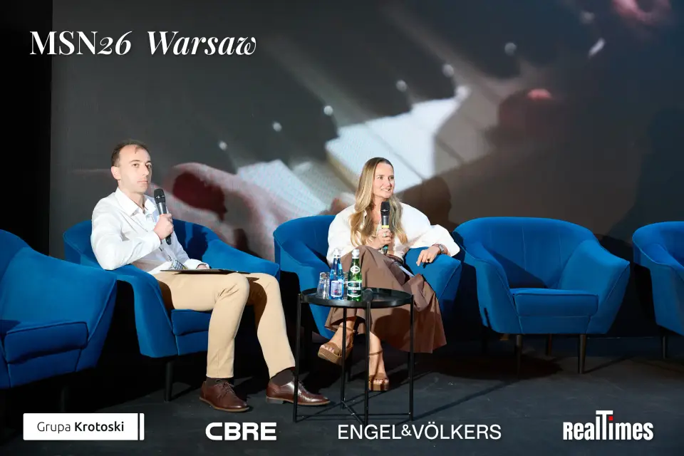 Mid-Summer Night 2026 at B'Fort, Warsaw: stage talk, E&V luxury slide, private concert