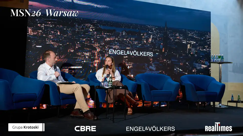 Mid-Summer Night 2026 at B'Fort, Warsaw: E&V skyline slide, seated stage talk