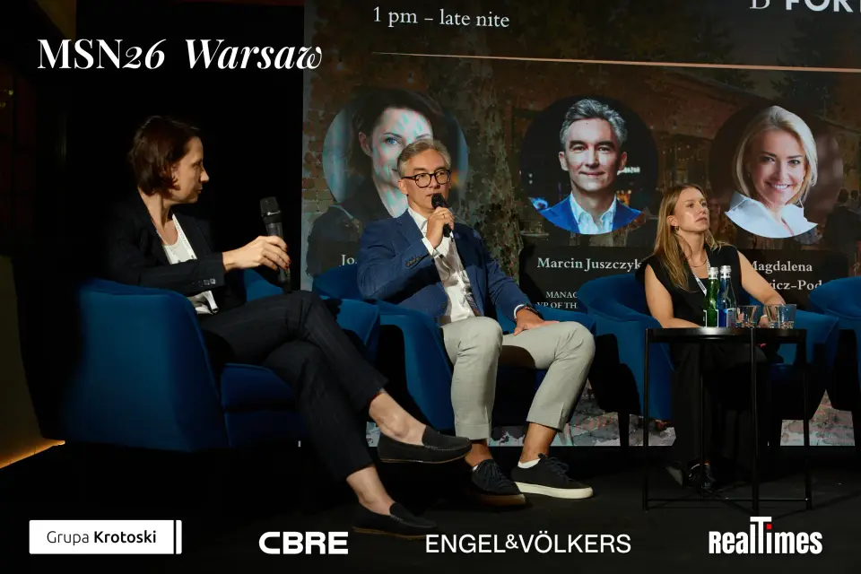 Mid-Summer Night 2026 at B'Fort, Warsaw: panel group photo standing on stage
