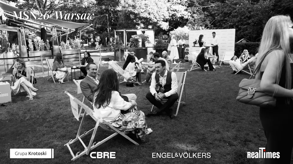 Mid-Summer Night 2026 at B'Fort, Warsaw: b&w garden deckchair lounge