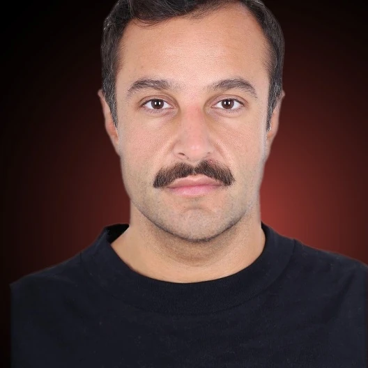 Portrait of Walid Kushtoban